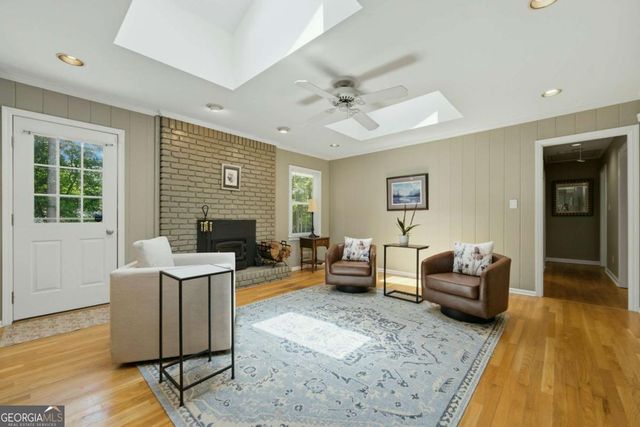 734 Huntington Place SE, Marietta, GA 30067