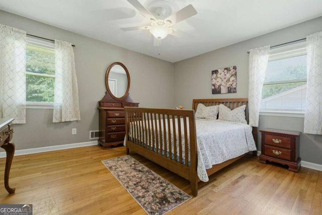 734 Huntington Place SE, Marietta, GA 30067