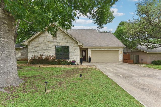10104 Missel Thrush DR, Austin, TX 78750