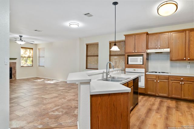 211 Blair Pl, New Braunfels, TX 78130