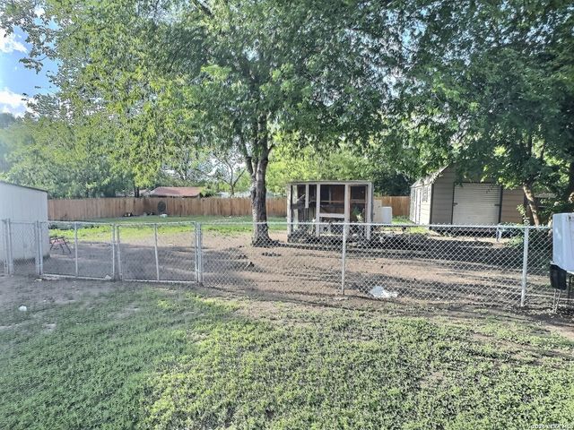 115 Robert E Lee, San Antonio, TX 78214