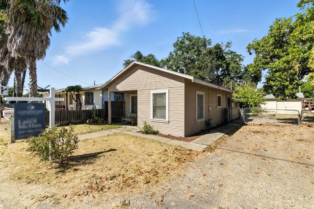 1825 N Filbert St, Stockton, CA 95205