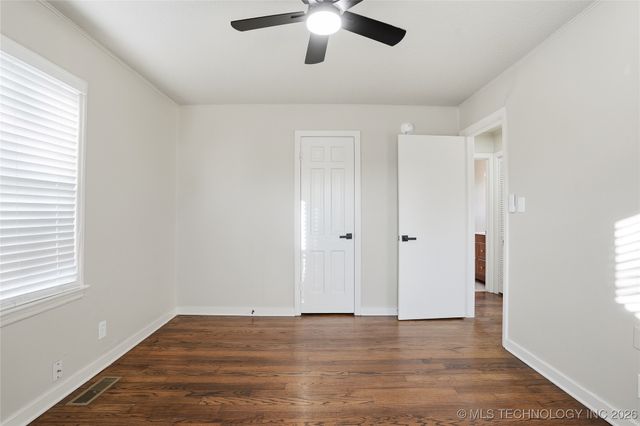 232 S 69th East Avenue, Tulsa, OK 74112