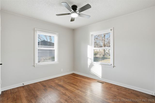 232 S 69th East Avenue, Tulsa, OK 74112