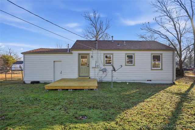 232 S 69th East Avenue, Tulsa, OK 74112