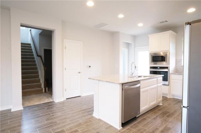 14110 McCoy LOOP, Austin, TX 78717