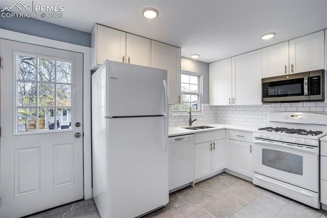 1002 Delft Drive, Colorado Springs, CO 80907