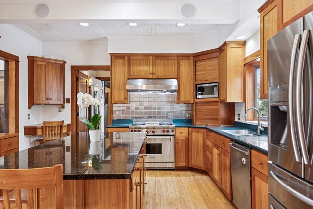 2119 Oliver Avenue S, Minneapolis, MN 55405