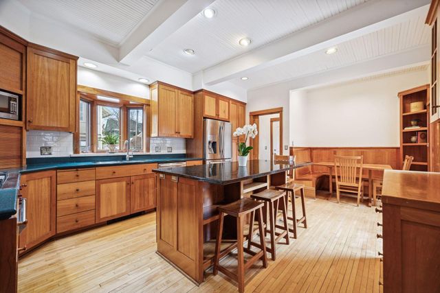 2119 Oliver Avenue S, Minneapolis, MN 55405