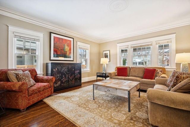 2119 Oliver Avenue S, Minneapolis, MN 55405