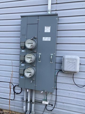 1709 MADISON STREET, Manitowoc, WI 54220