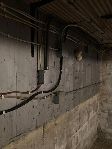 1709 MADISON STREET, Manitowoc, WI 54220