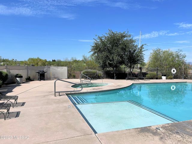 2028 E River Rd Unit 203, Tucson, AZ 85718