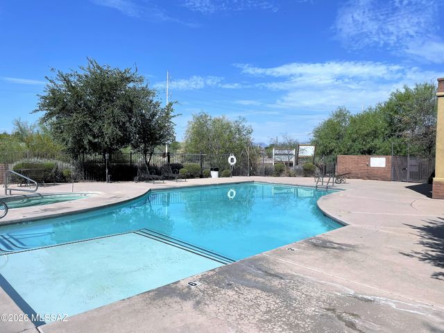 2028 E River Rd Unit 203, Tucson, AZ 85718