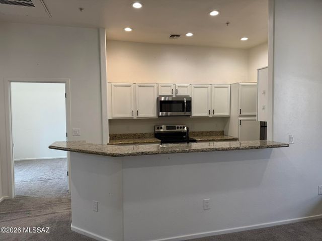 2028 E River Rd Unit 203, Tucson, AZ 85718