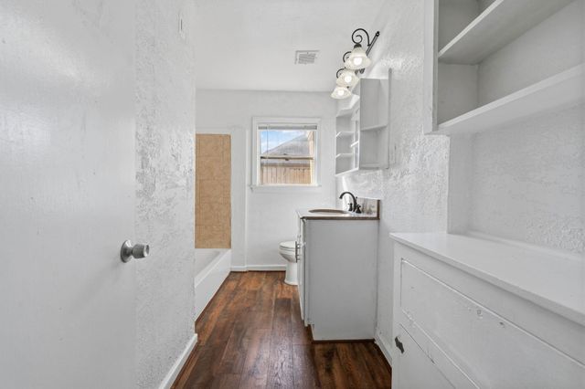 8044 Wier Drive, Houston, TX 77017