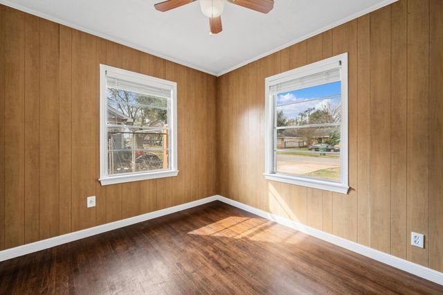 8044 Wier Drive, Houston, TX 77017