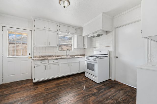 8044 Wier Drive, Houston, TX 77017