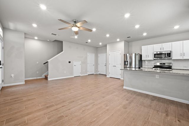 9015 Cattle Baron PATH 1201, Austin, TX 78747