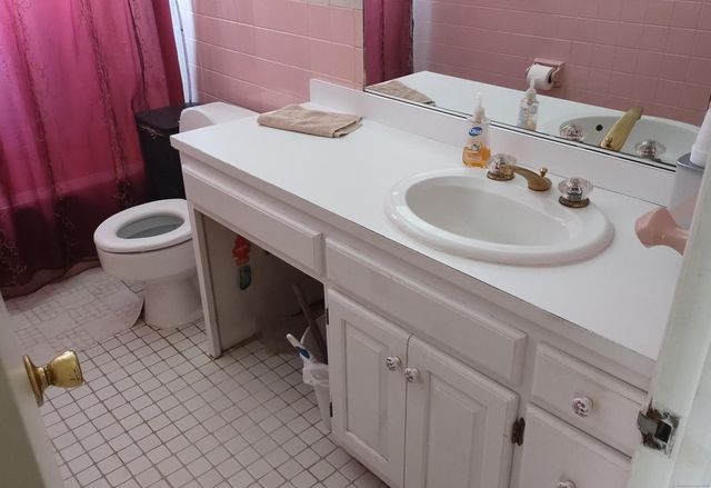 58 Auburn Street, Stratford, CT 06614