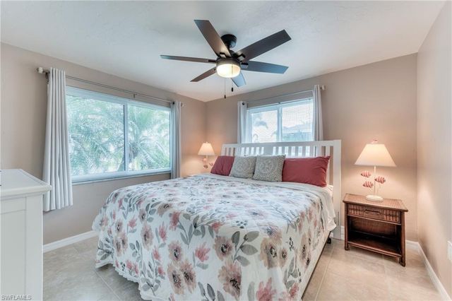 5244 SW 3rd AVE, Cape Coral, FL 33914