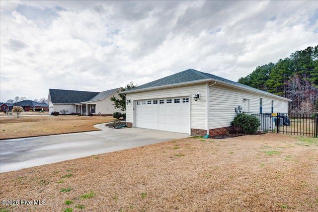 109 Clearbrook Way, New Bern, NC 28562