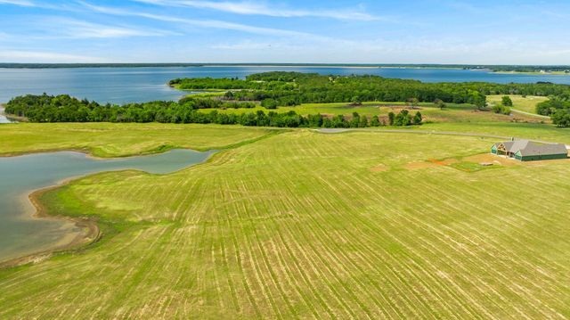 623 Lakeshore Terrace, Windom, TX 75492
