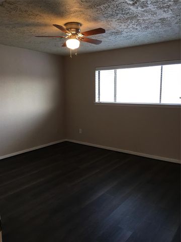 3010 Bee Cave Drive, Missouri City, TX 77459