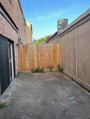 3010 Bee Cave Drive, Missouri City, TX 77459