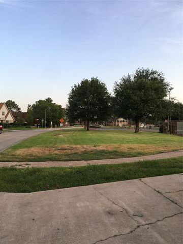 3010 Bee Cave Drive, Missouri City, TX 77459