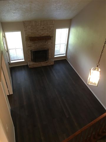 3010 Bee Cave Drive, Missouri City, TX 77459