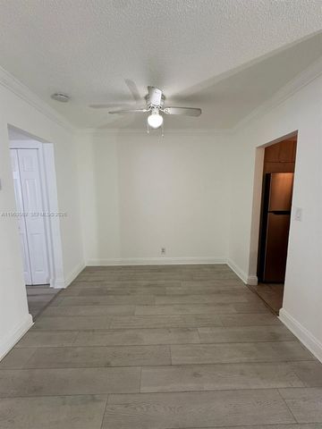 2008 N Jackson St B4, Hollywood, FL 33020