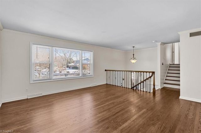 1811 Downing Street, Greensboro, NC 27410