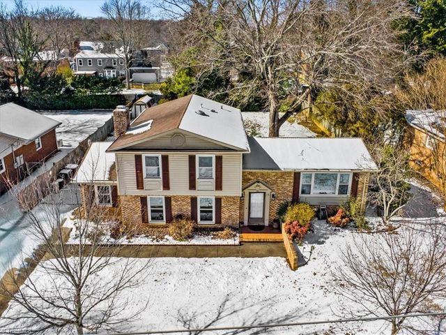 1811 Downing Street, Greensboro, NC 27410