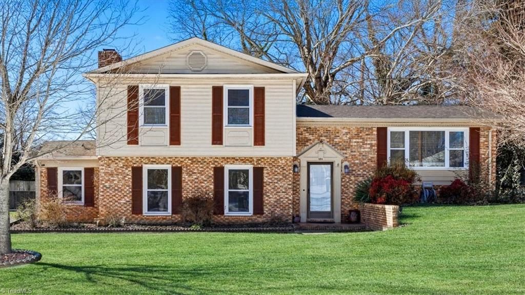 1811 Downing Street, Greensboro, NC 27410