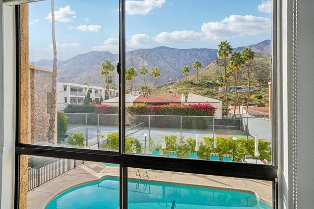 2727 S Sierra Madre 5, Palm Springs, CA 92264
