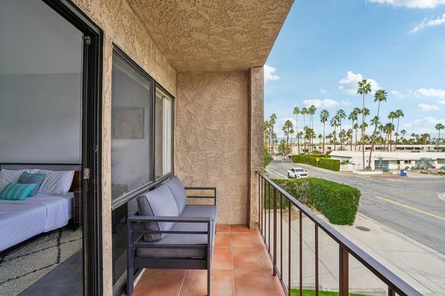 2727 S Sierra Madre 5, Palm Springs, CA 92264