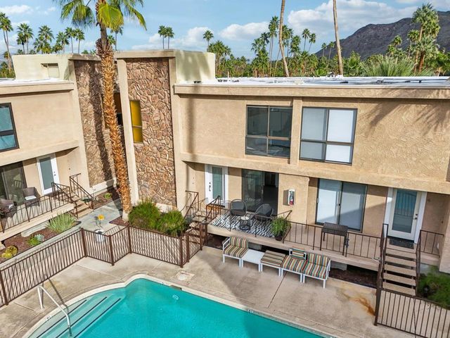 2727 S Sierra Madre 5, Palm Springs, CA 92264