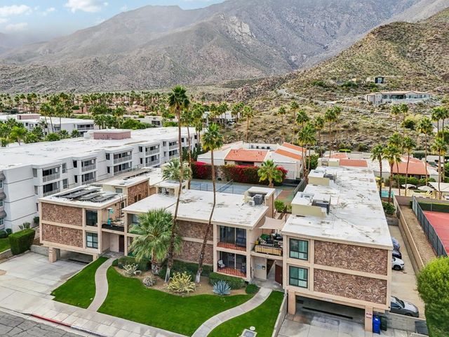 2727 S Sierra Madre 5, Palm Springs, CA 92264