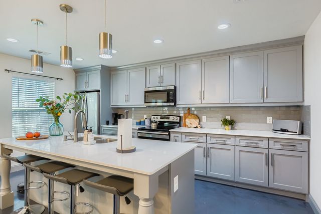 2322 Pall Mall Avenue, Dallas, TX 75241