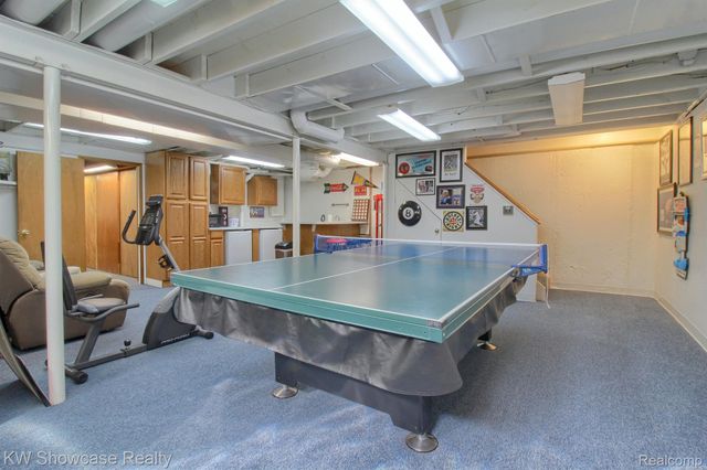 39175 PARKHURST Street, Livonia, MI 48154