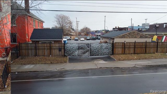 2332 Central Street, Detroit, MI 48209