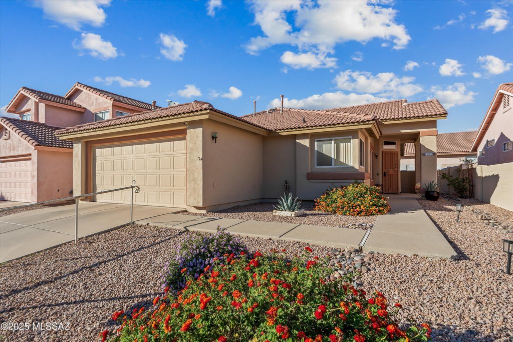 3006 W Sawmill Spring Trail, Tucson, AZ 85742