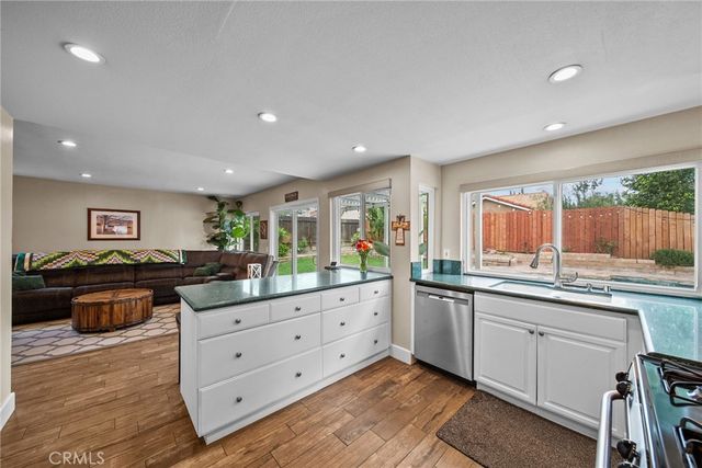 2978 Stacy Drive, Simi Valley, CA 93063