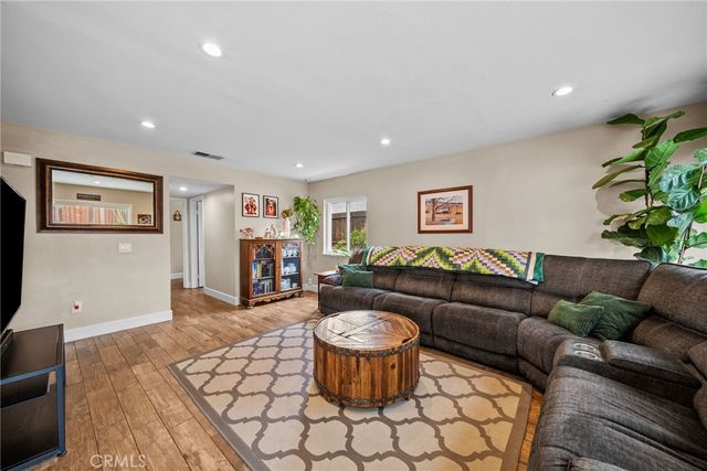 2978 Stacy Drive, Simi Valley, CA 93063