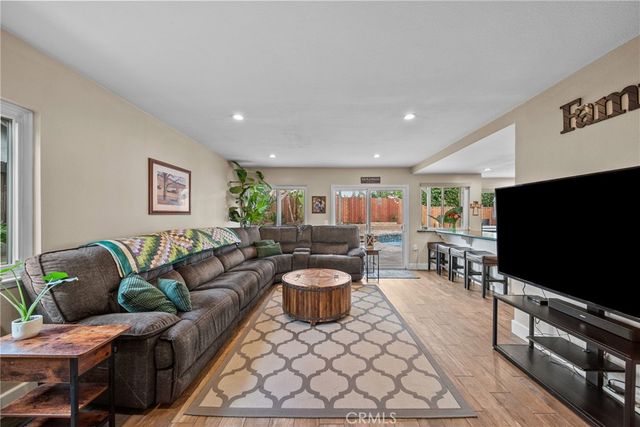 2978 Stacy Drive, Simi Valley, CA 93063