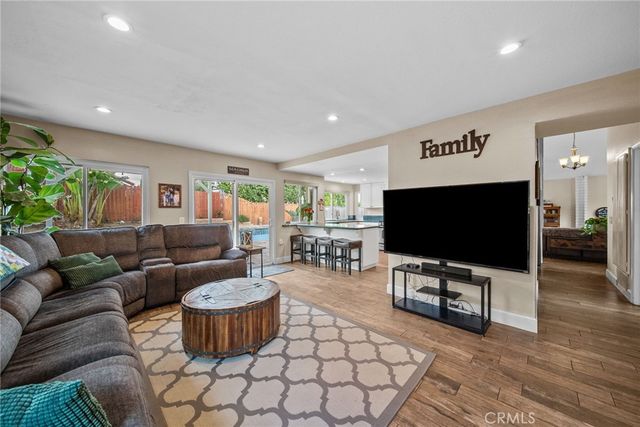 2978 Stacy Drive, Simi Valley, CA 93063