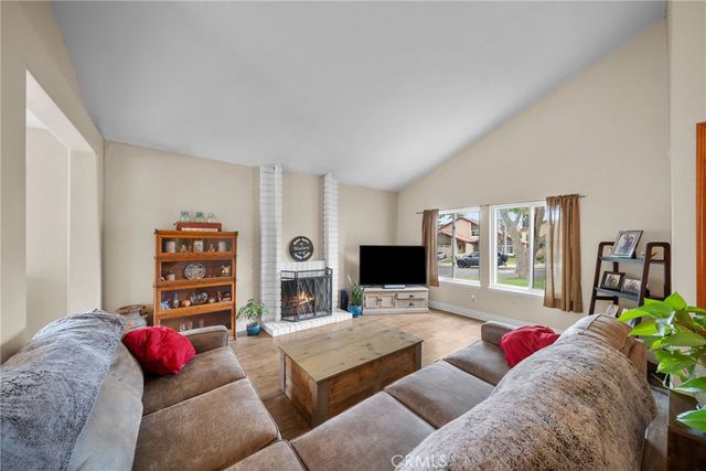 2978 Stacy Drive, Simi Valley, CA 93063