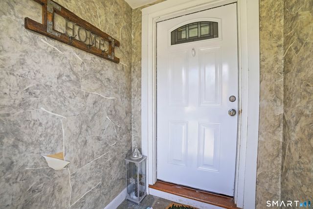 461 Townsend Avenue, New Haven, CT 06512