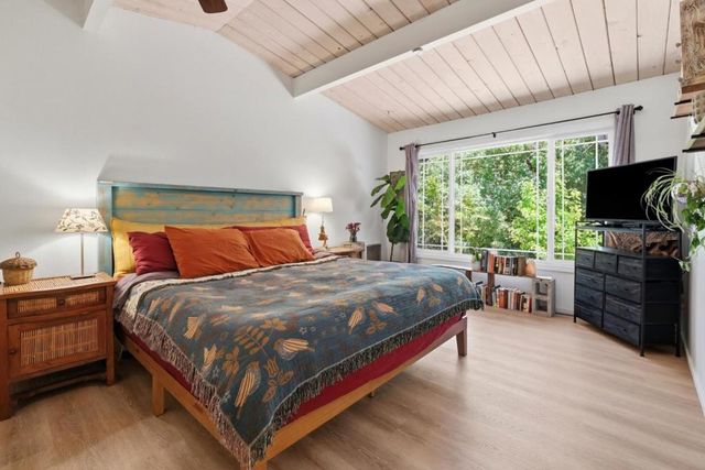 111 Greenview Drive, Boulder Creek, CA 95006